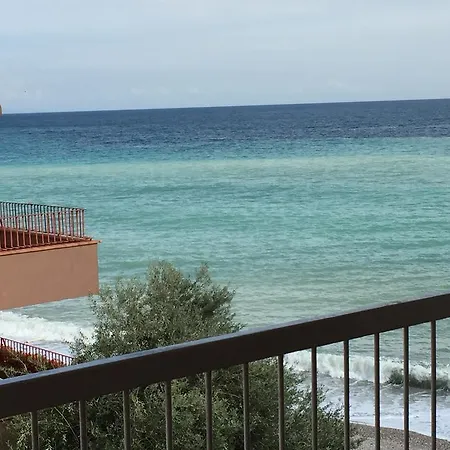 Seafront Il Gabbiano דירה לטויאני