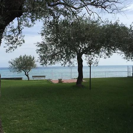דירה Seafront Il Gabbiano לטויאני